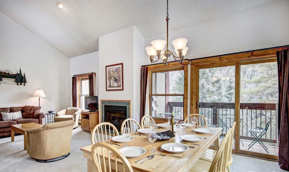 Tannenbaum 34 by Ski Country Resorts Apartment in Breckenridge