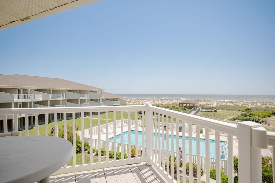 Oceanview Bliss by Oak Island Accommodations Apartment in Oak Island