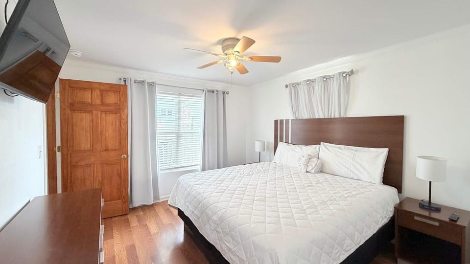 Bright cheerful duplex with a pool A House in North Myrtle Beach