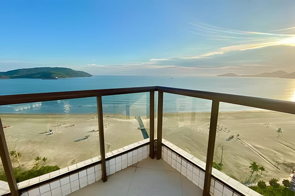 Balcony/Terrace, Sea view, Swimming pool