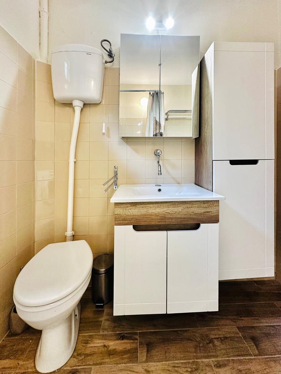 Toilet, Bathroom