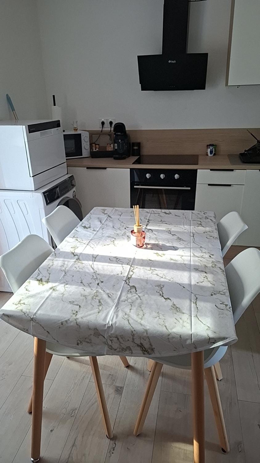 Charmant petit appartement avec terrasse Apartment in Occitanie