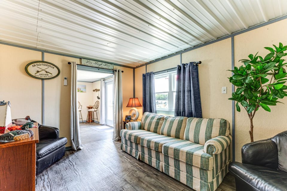 Sunrise Landing: Waterfront Cottage in Avenue! House in Maryland