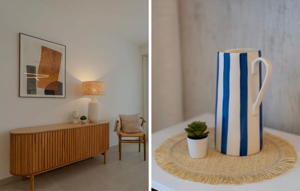 Living room, Decorative detail, Seating area
