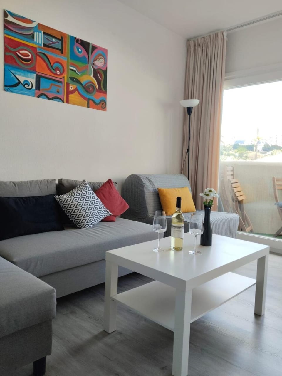Living room, Seating area