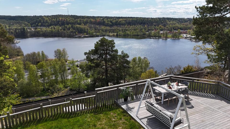 Balcony/Terrace, Balcony/Terrace, Lake view