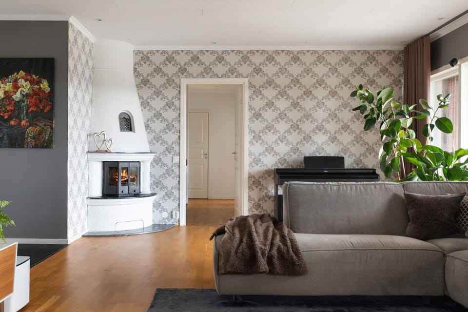 Living room, Seating area, fireplace