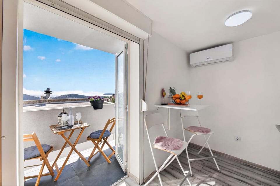 Balcony/Terrace, Seating area