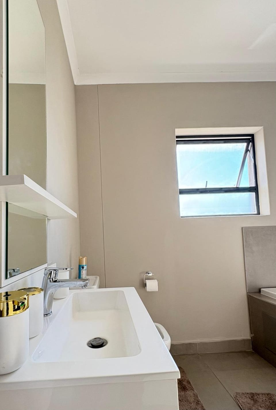 Sandton Nest Apartment in Sandton