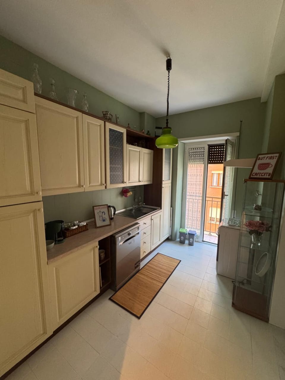 Kitchen or kitchenette, Kitchen or kitchenette, Dining area