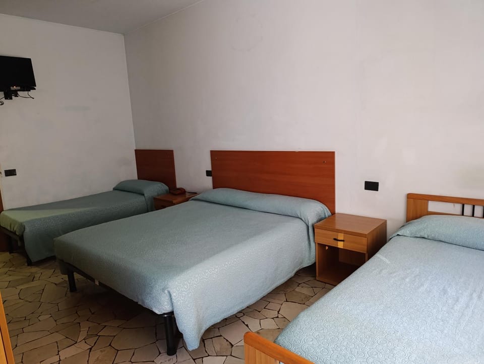 hotel mira Bed and Breakfast in Varese