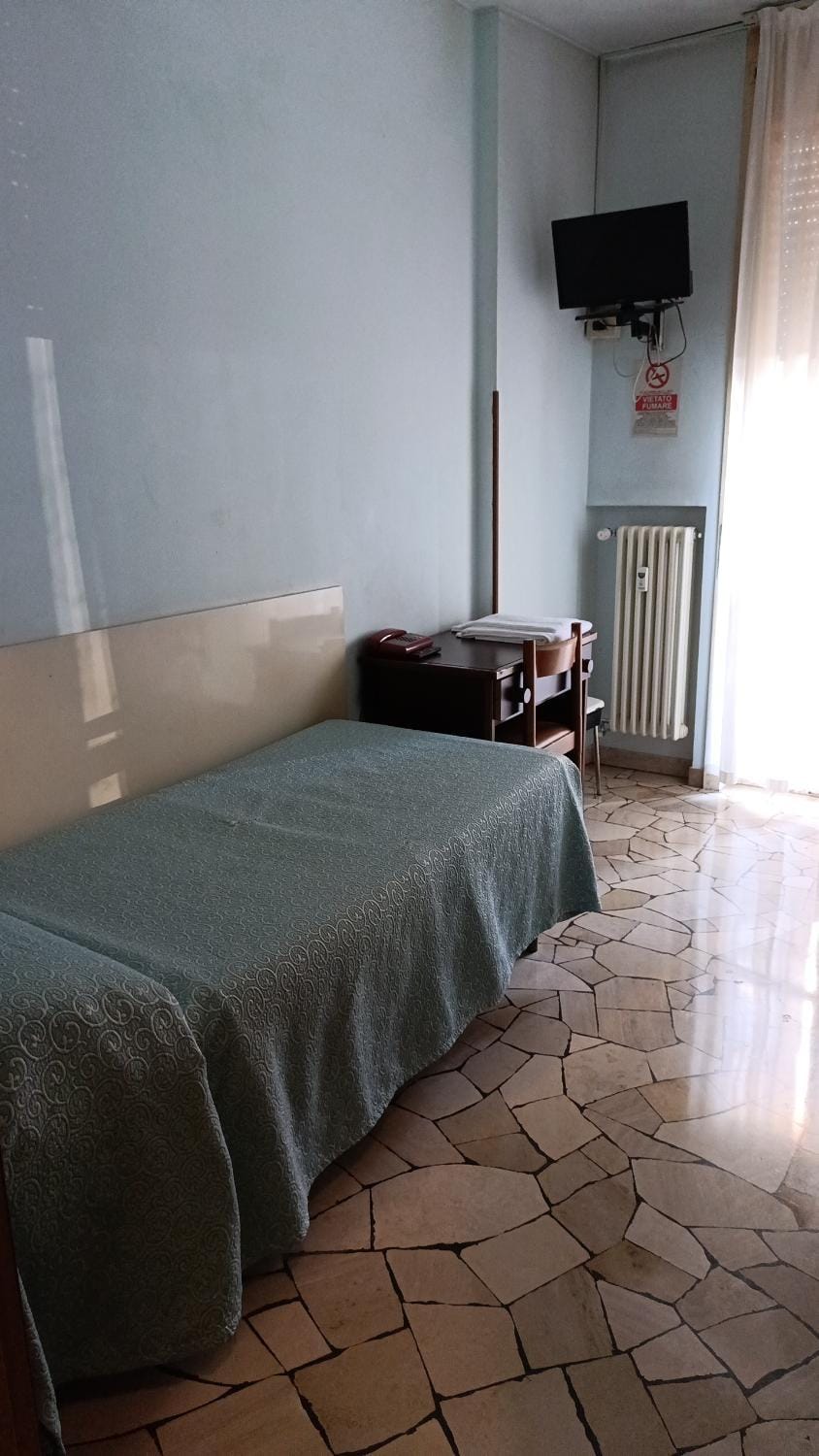 hotel mira Bed and Breakfast in Varese
