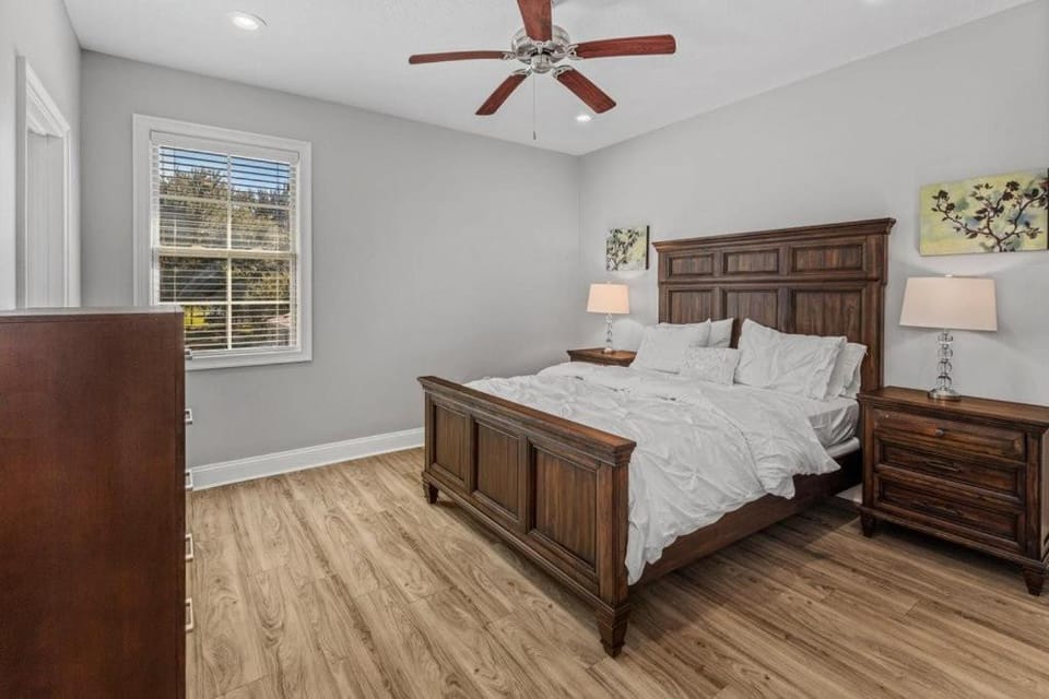 Luxury 2 bedroom townhouse #4 House in Lake Charles