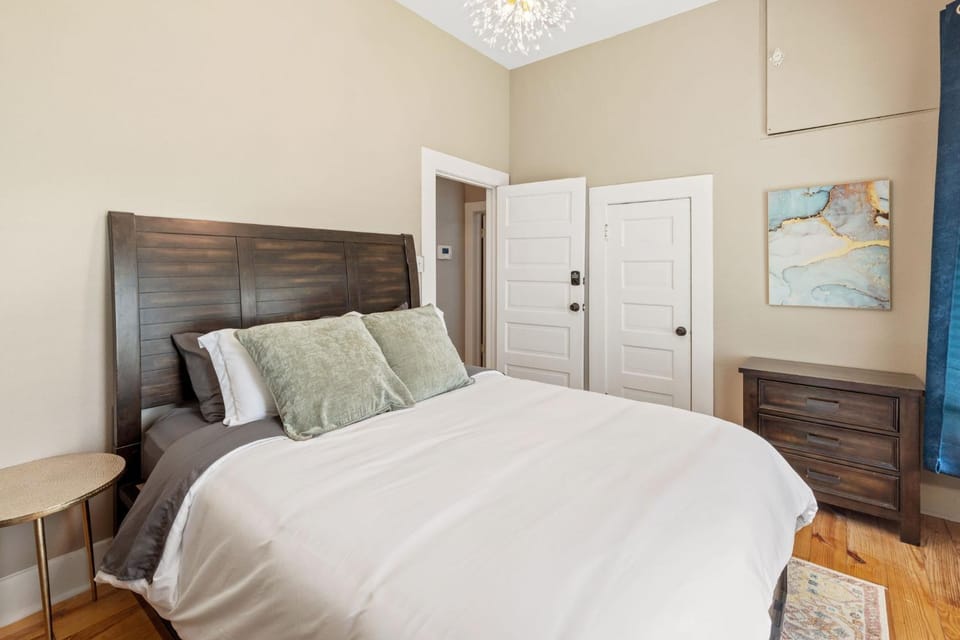 2 Bedroom Home in Downtown Lake Charles La House in Lake Charles