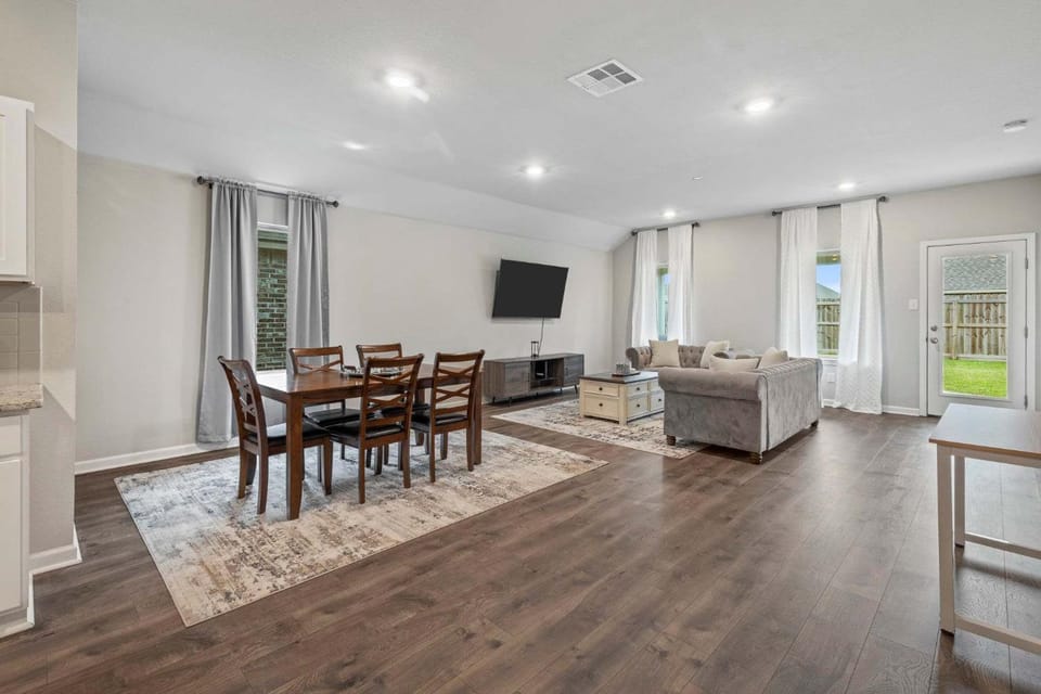 4 Bedroom home in Lake Charles La House in Lake Charles