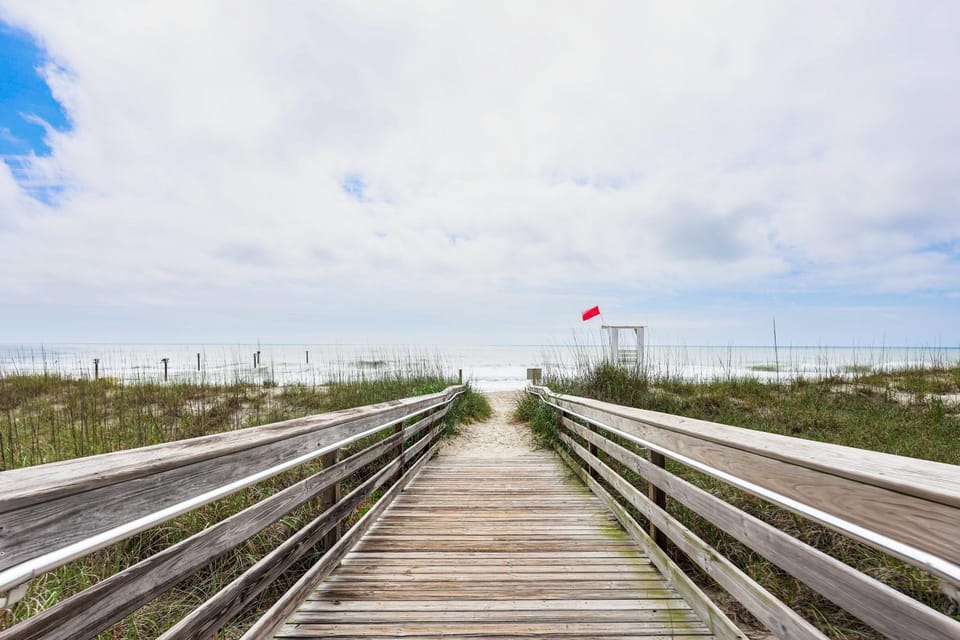 Walk to the Waves: Coastal Kure Beach Retreat House in Kure Beach