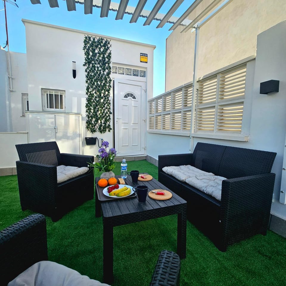 Balcony/Terrace, Balcony/Terrace