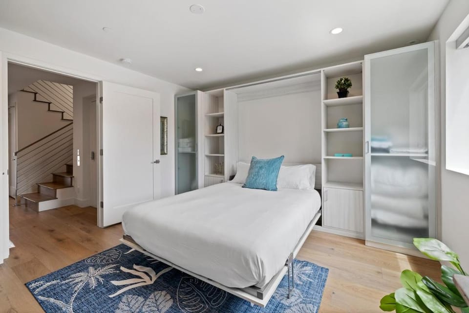 Luxury Stay Corona del Mar, Short Walk to Beach House in Corona Del Mar