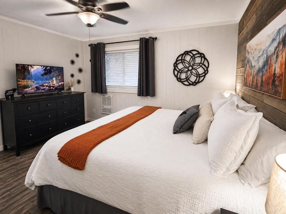 Beechview Condo Apartment in Beech Mountain