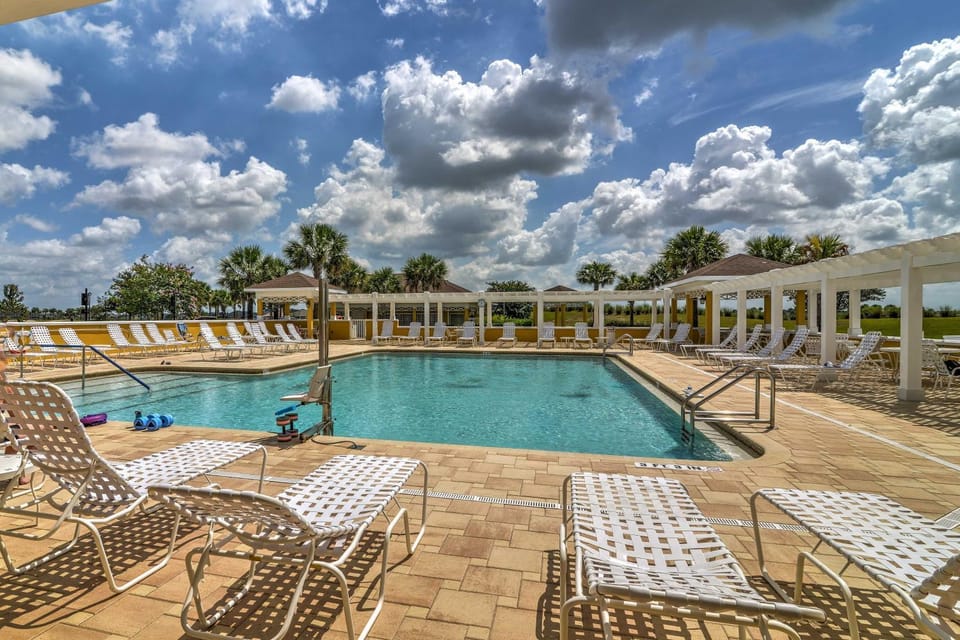 Pet-Friendly Home w/ Patio in The Villages House in Wildwood