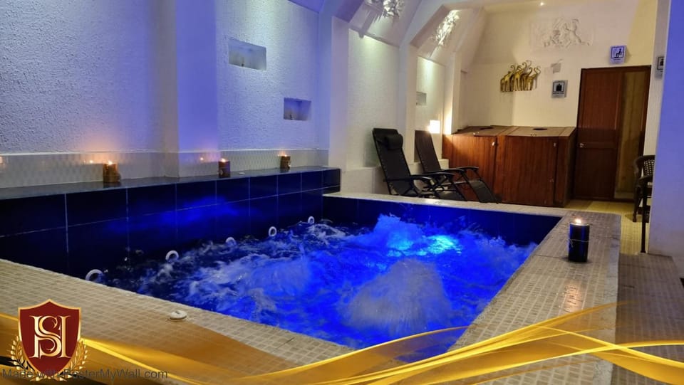 Hot Tub, Hot Tub