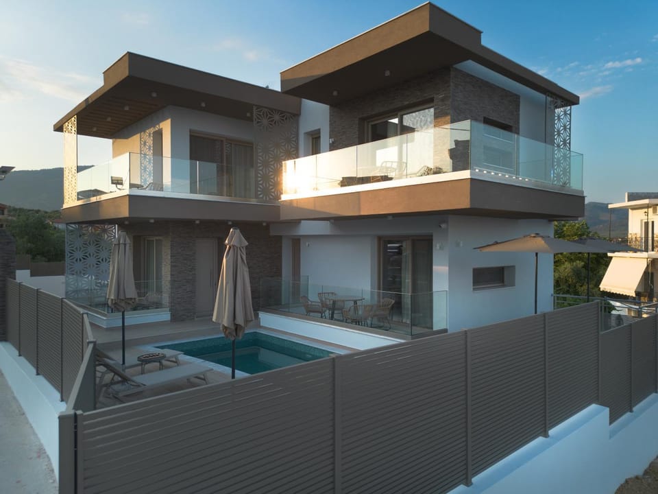 Oledio Suites Apartment in Limenaria