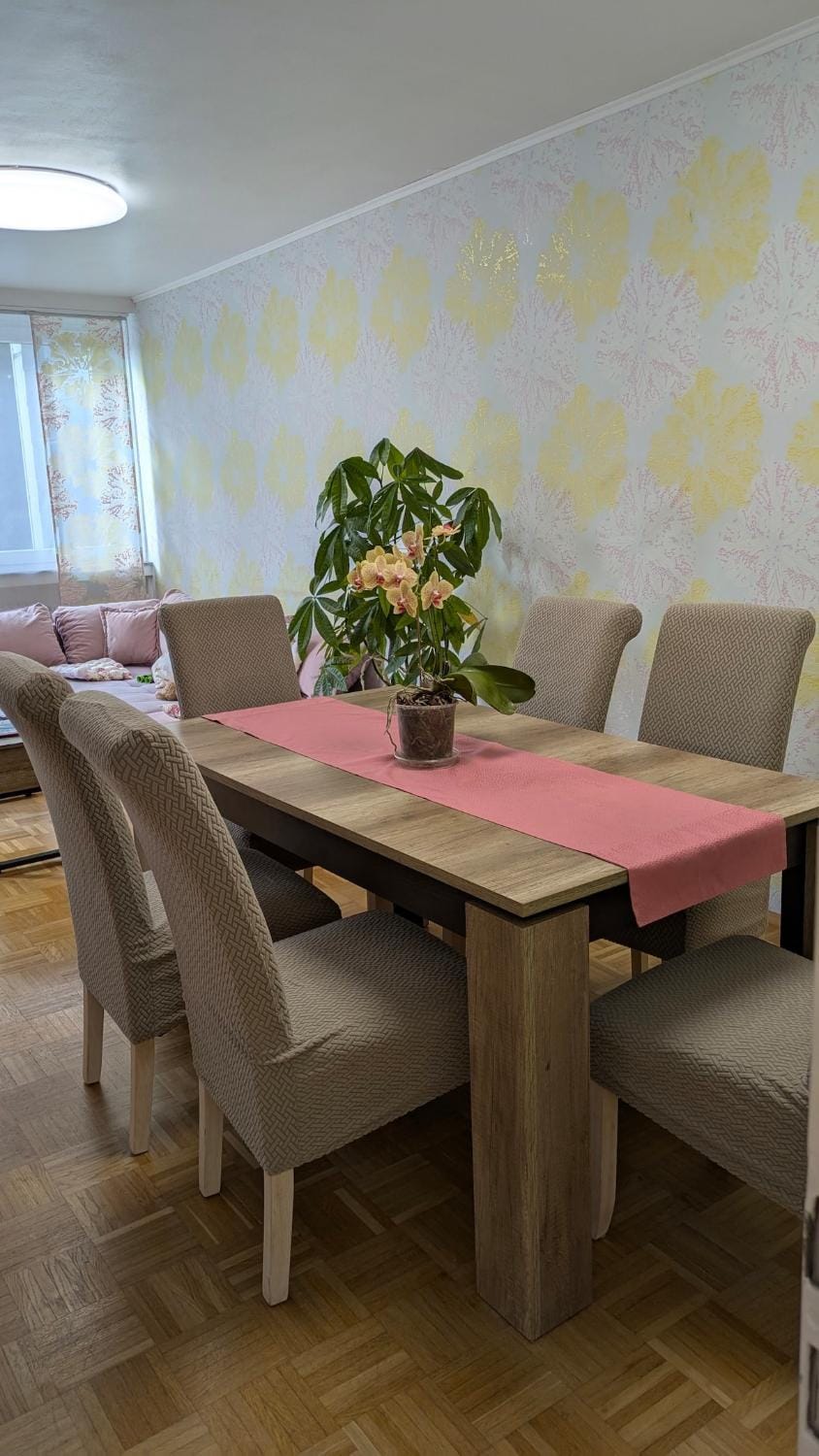Wohlfühloase 80 qm max 6 Pers Apartment in Bielefeld