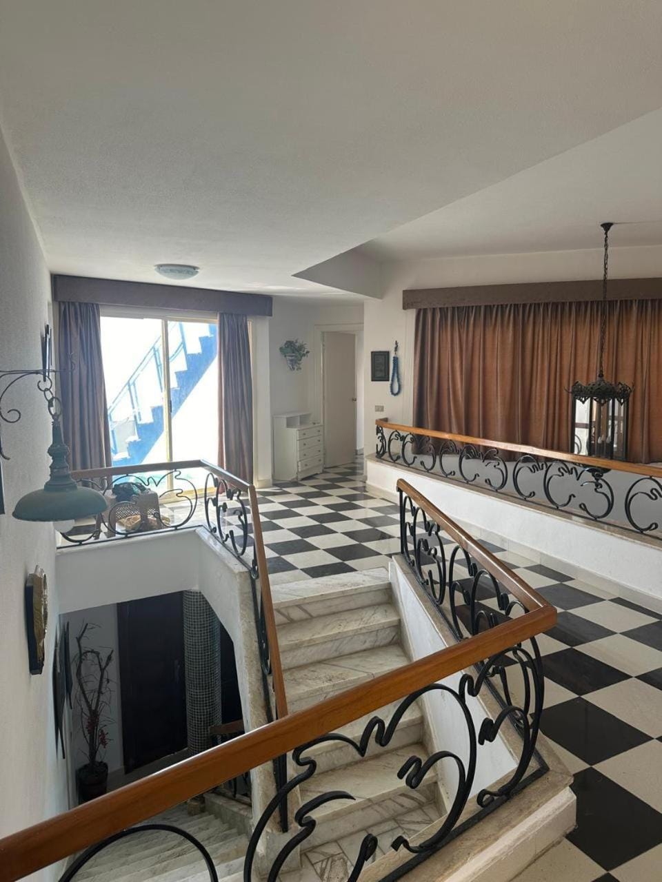 Seating area