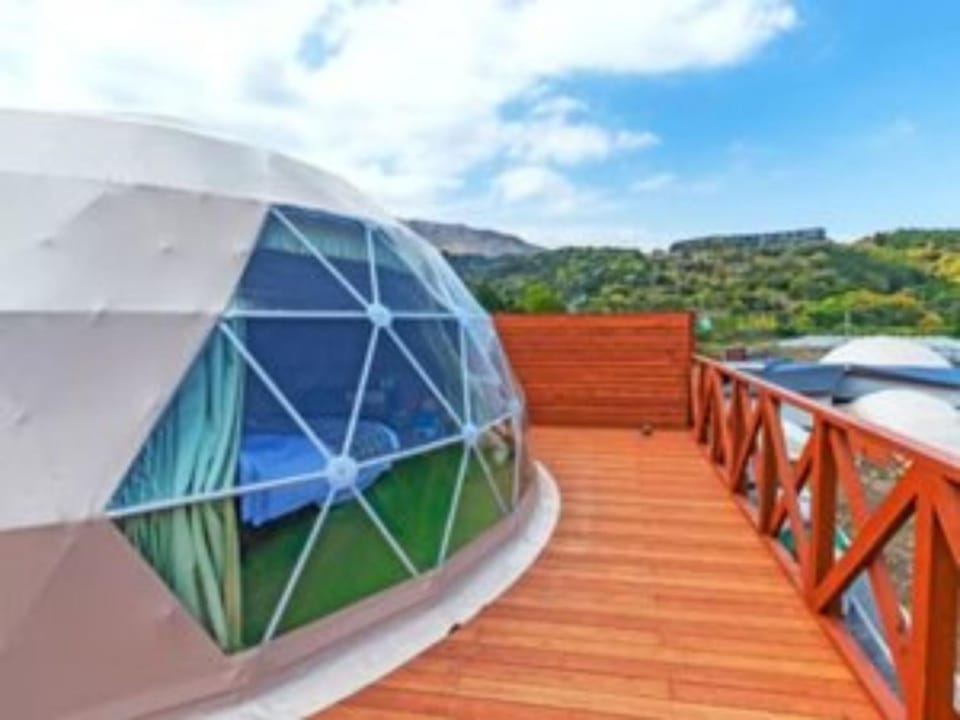 Property building, Balcony/Terrace, Area and facilities