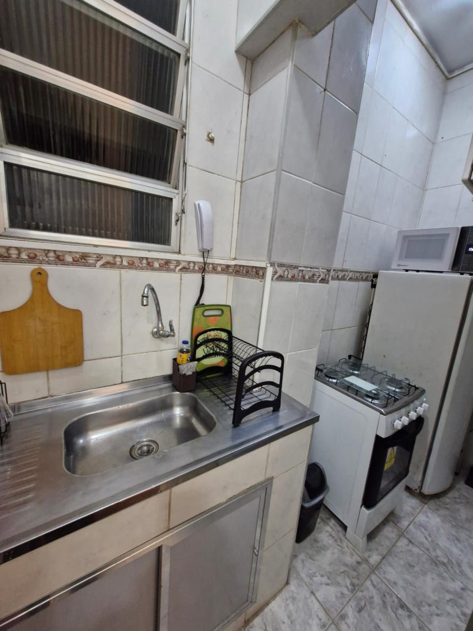 Kitchen or kitchenette, oven, stove