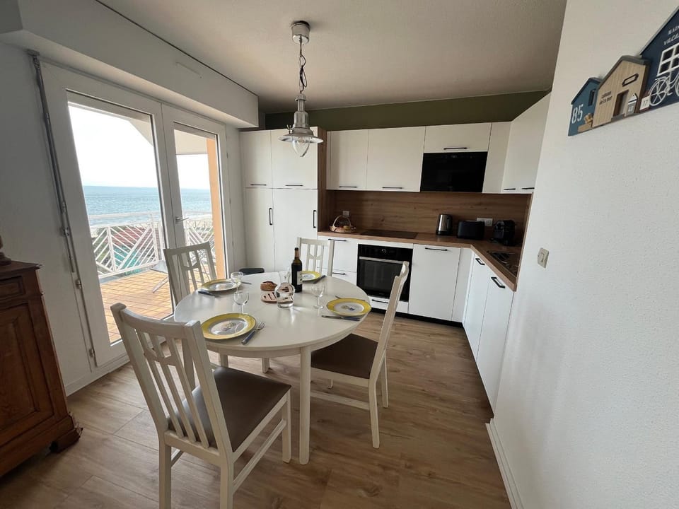 Appartement T3 en Bord de Mer à Arcachon avec Parking Sécurisé - FR-1-374-235 Apartment in Arcachon