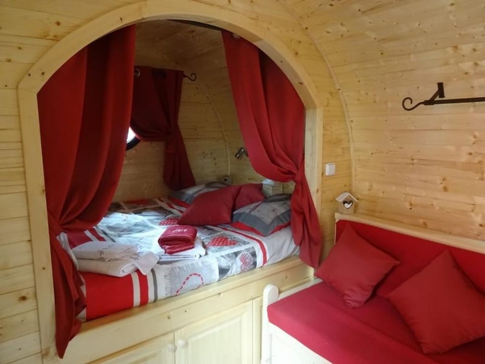 Séjour insolite en bord de Saône à Mantoche - FR-1-583-390 House in Bourgogne-Franche-Comté