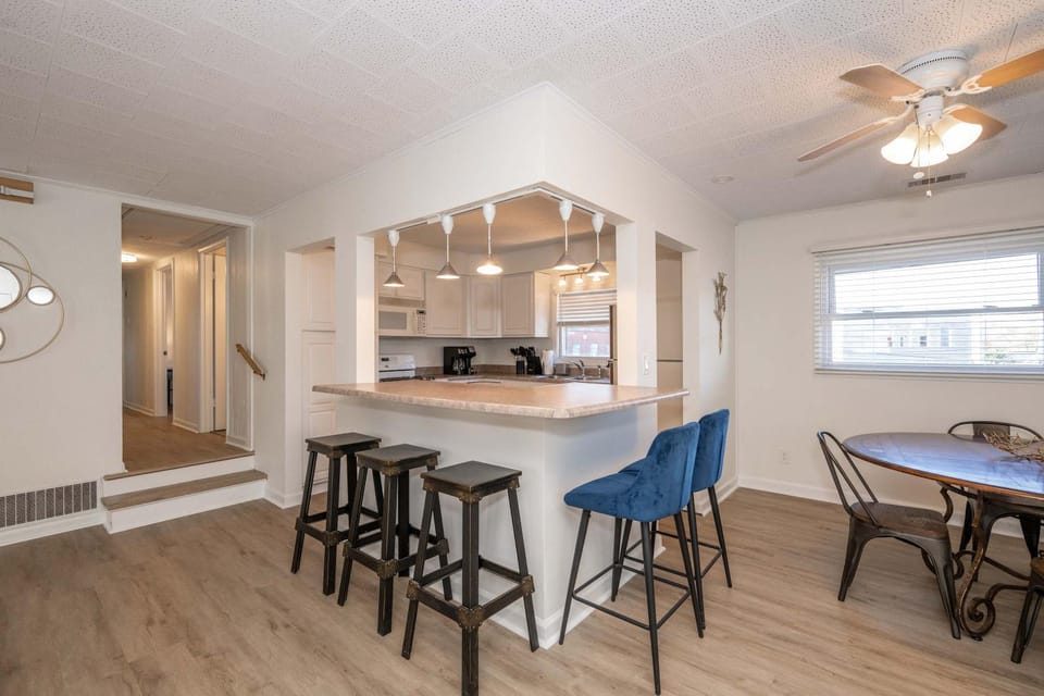 The Grand Elm Suite 2 Apartment in Covington