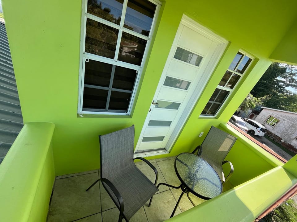 Glenmon Studio Bed and Breakfast in Antigua and Barbuda