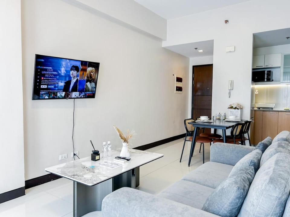 Modish One Bedroom in OPR Apartment in Lapu-Lapu City