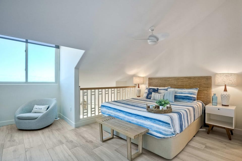 Seaside Sunset House in Carlsbad