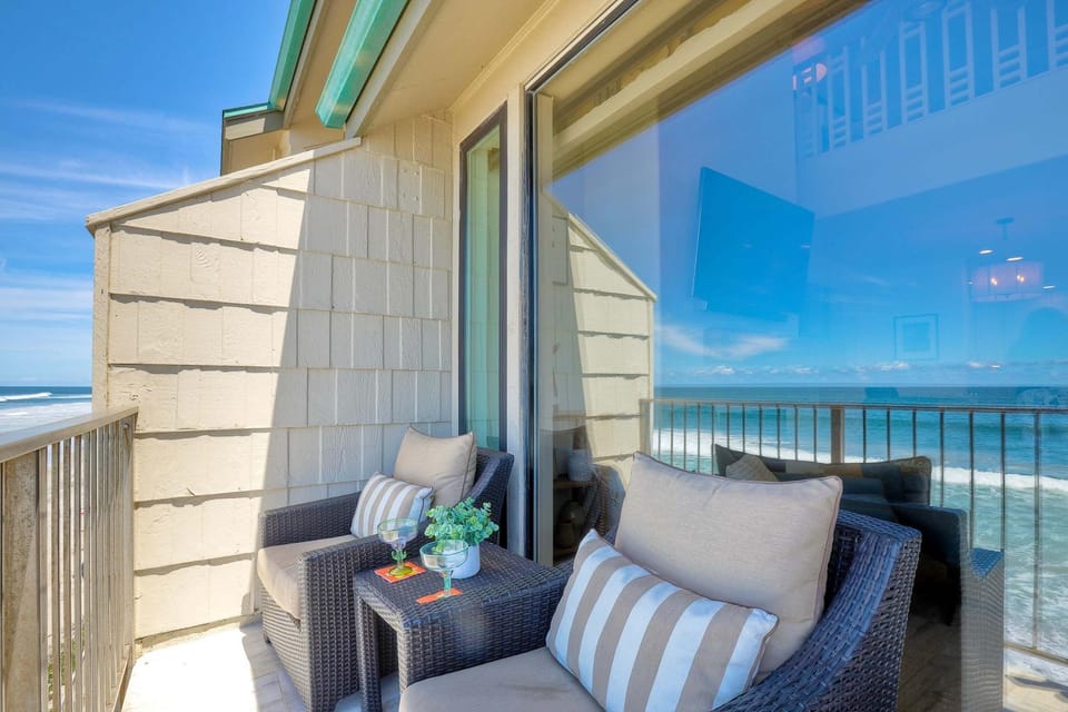 Seaside Sunset House in Carlsbad