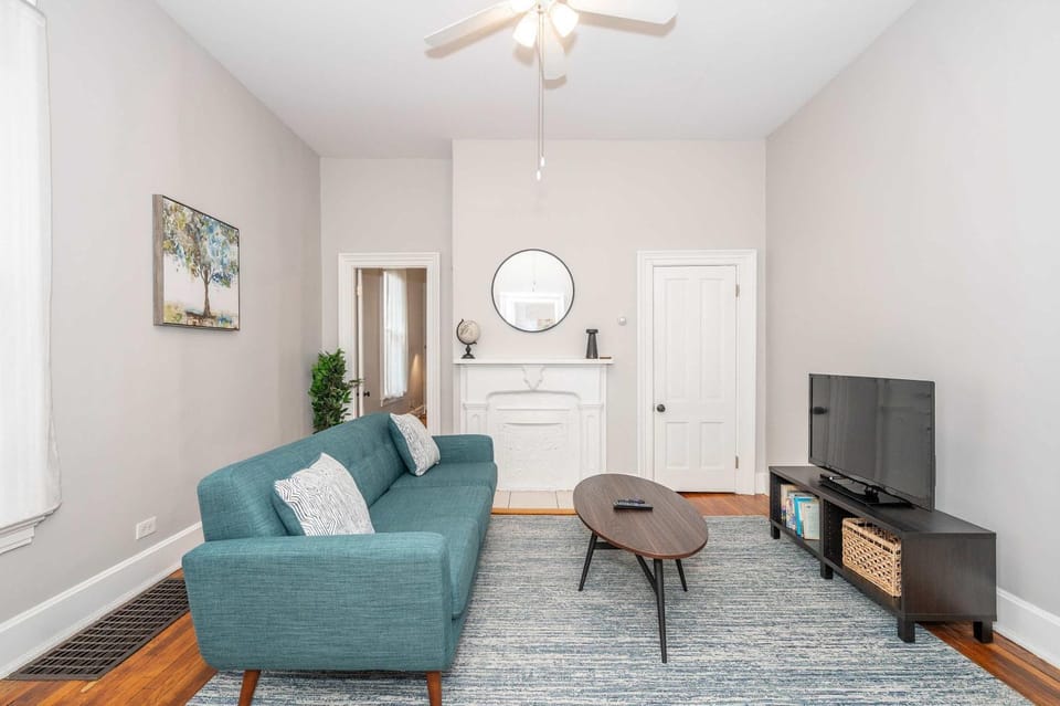 Hackberry Retreat 1 Close to Downtown House in Cincinnati