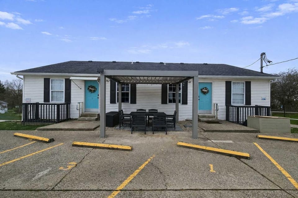 Arkstone Retreat 2 - Chic 2 Bedroom House in Williamstown