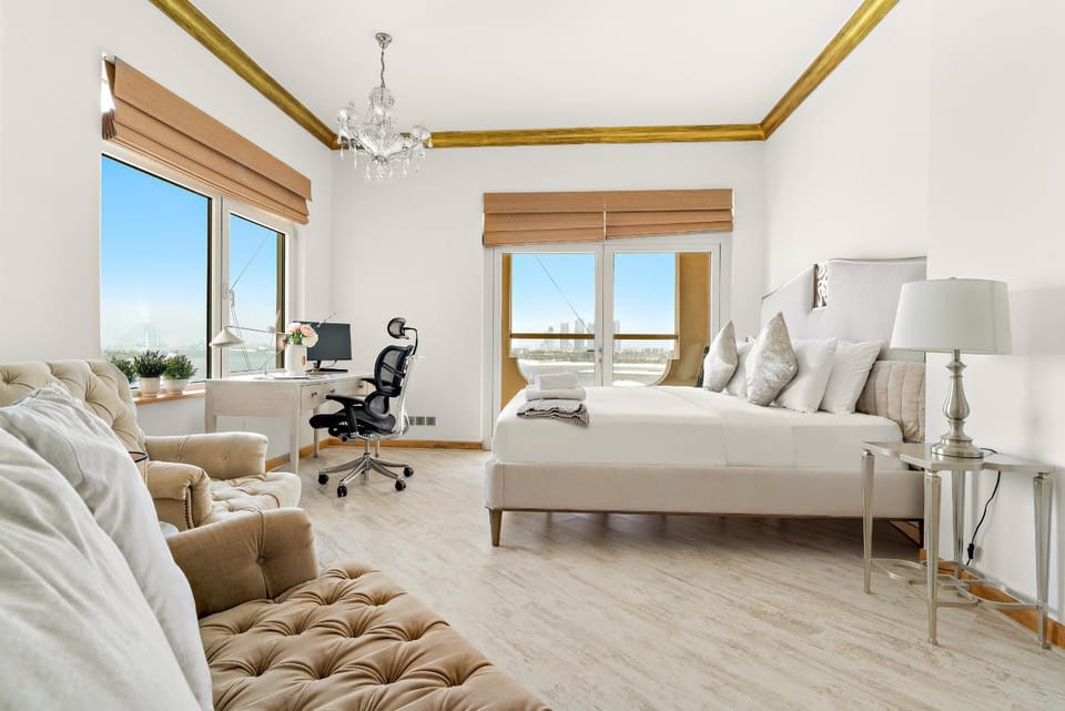 VayK - Stunning 2BR with Sea View & Beach Access Apartment in Dubai