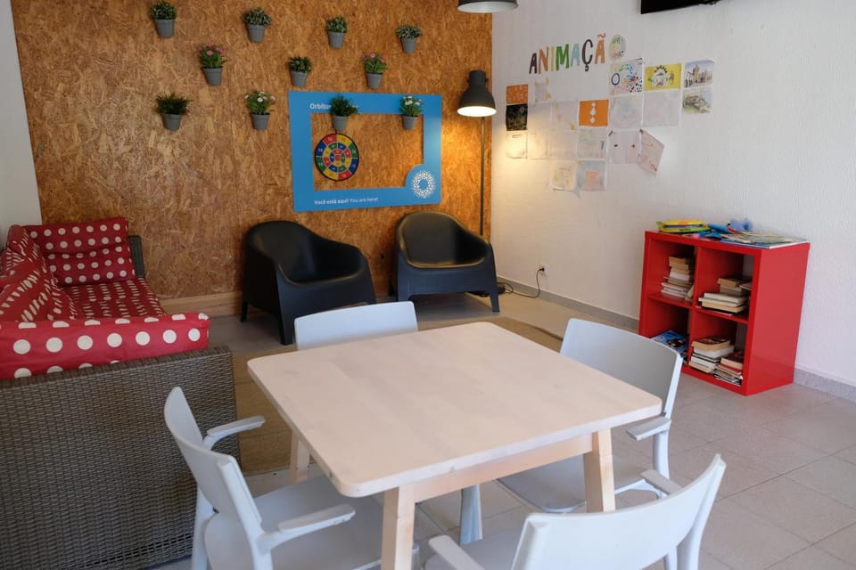 Communal lounge/ TV room, Seating area