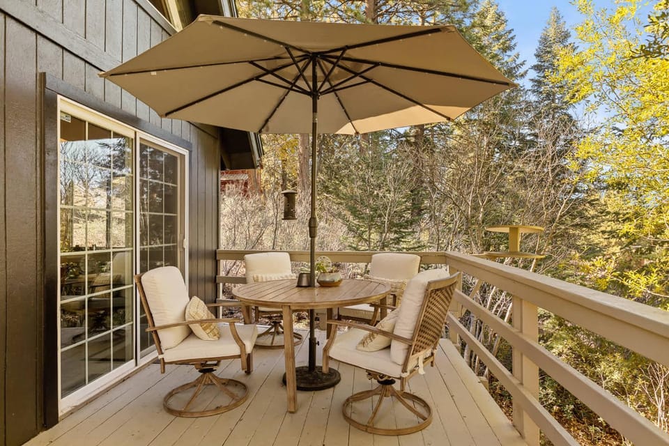 Chalet Vino - Snow Valley Mountain Resort House in Southern California