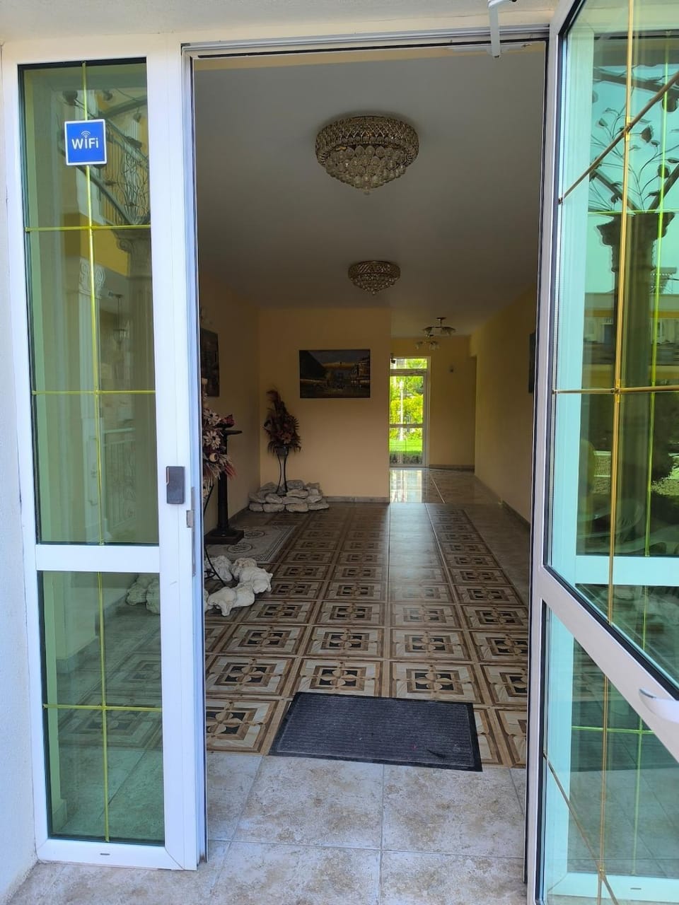 Golden Hermes, Studio z basenem Apartment in Sunny Beach