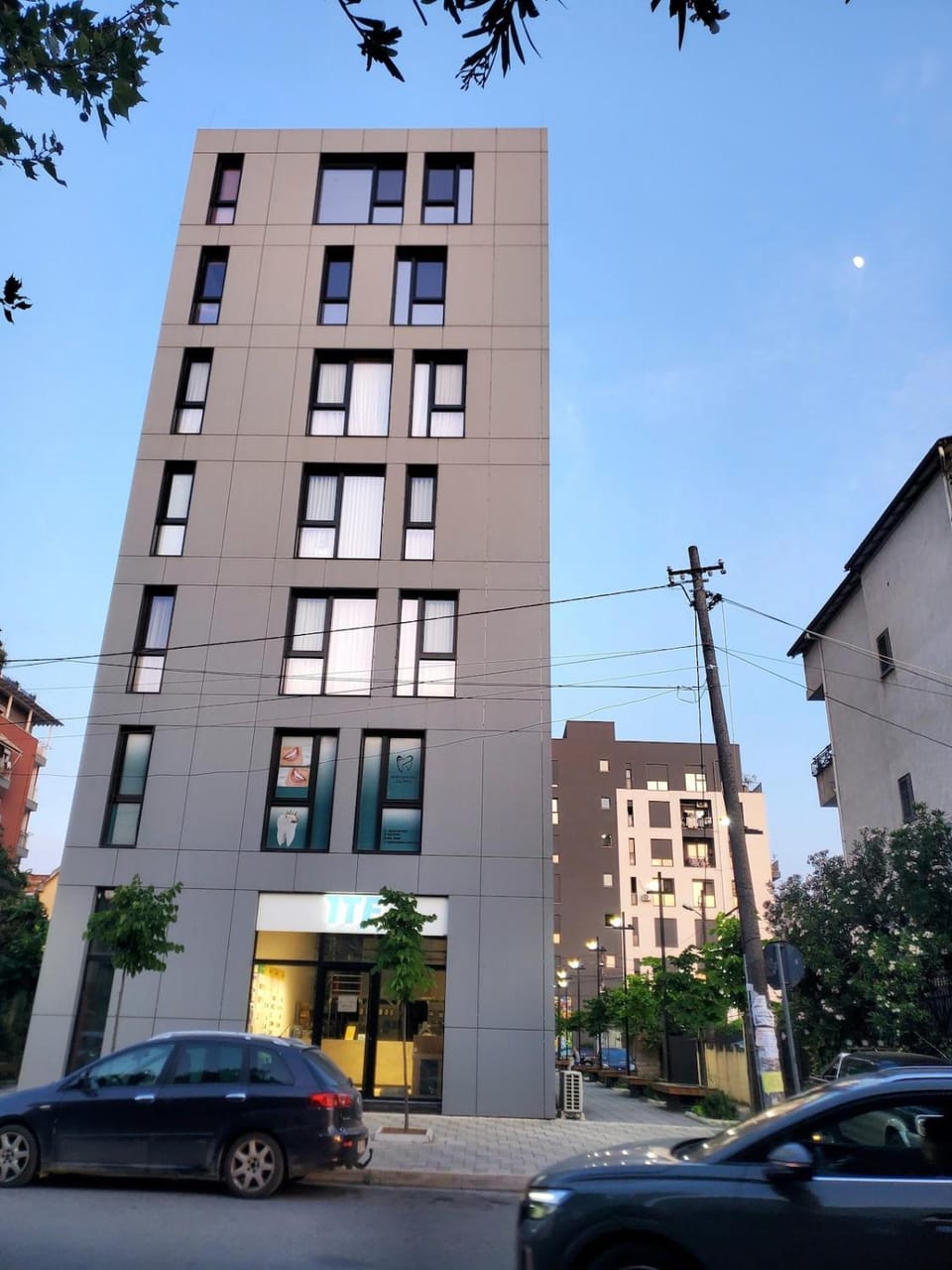 Property building, Neighbourhood, Street view, Location