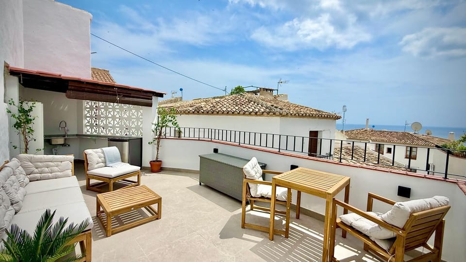 Day, Natural landscape, View (from property/room), Balcony/Terrace, Seating area, Sea view