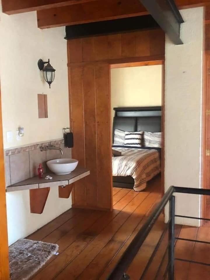 departamento grande en valle de bravo Apartment in Valle de Bravo