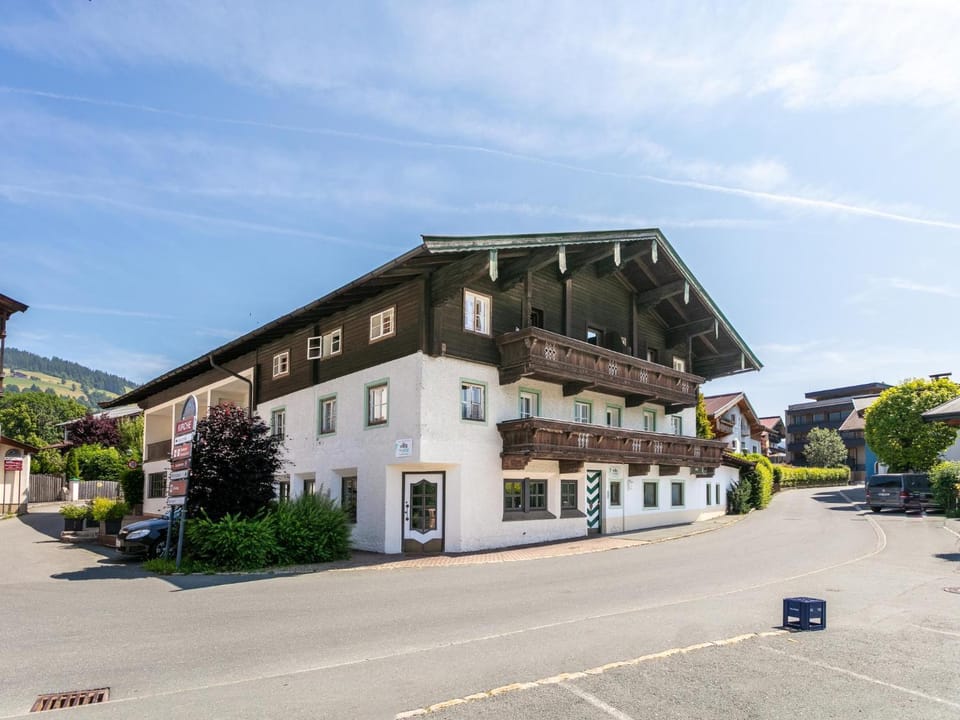 Property building, Summer