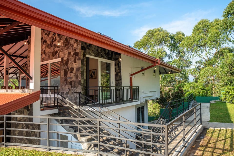 Lipton View Villa Hotel in Uva Province, Sri Lanka