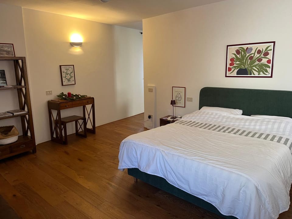 Garibaldi Suite Apartment in Venice