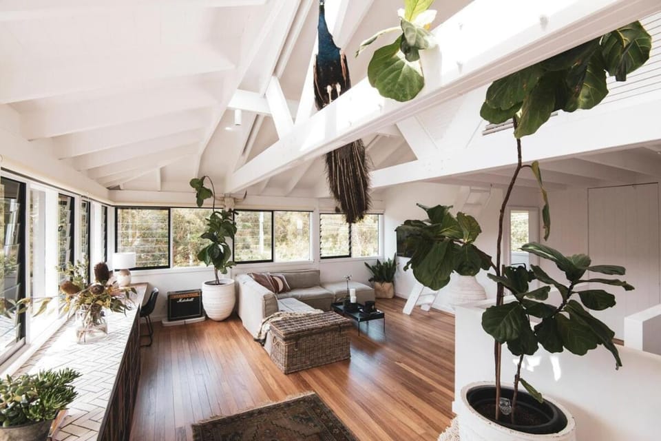 The Black Ace Residence Heated Magnesium Pool Avalon Beach House in Pittwater Council